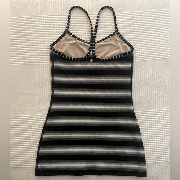 LuluLemon Racerback Tank, Size 4 - Picture 2 of 3